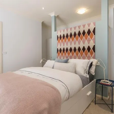 3 Bdrm 2 Bthrm House Close To Canberra Cbd & Anu Exterior photo